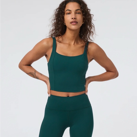 NWT Vuori Inversion Rib Support Tank - Picture 1 of 6